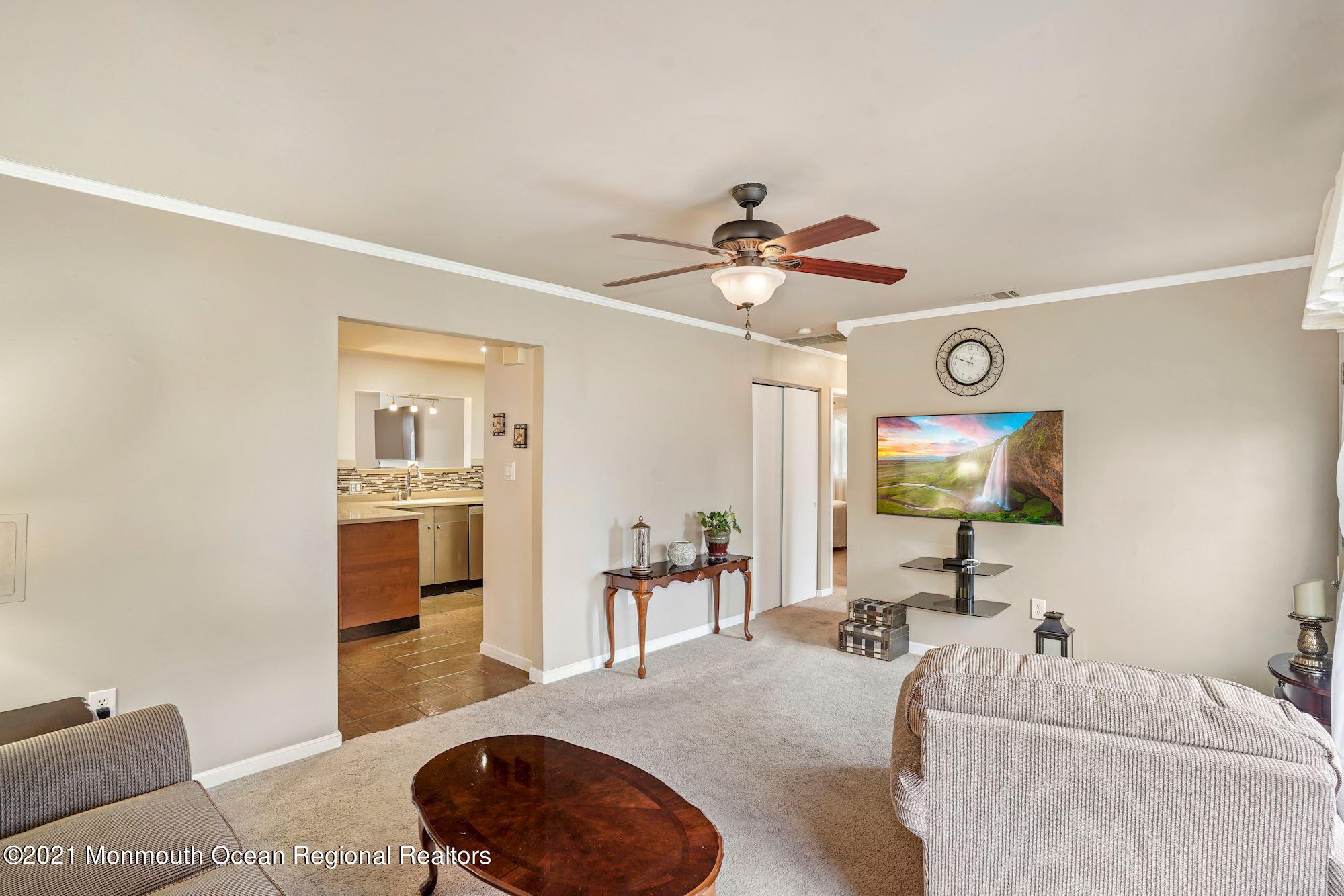 305 Pat Road Barnegat, NJ 08005 - Photo 6 of 21 3