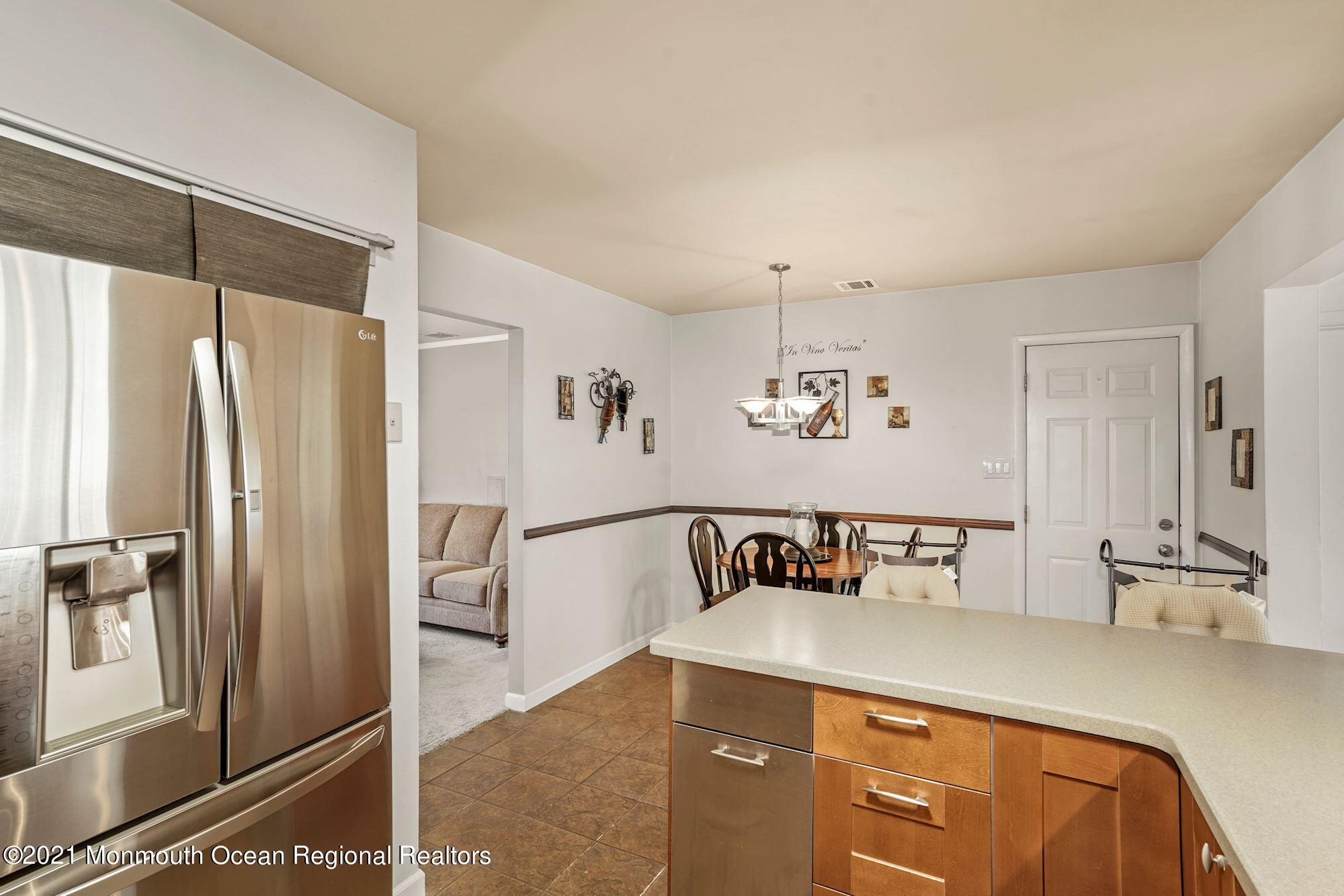 305 Pat Road Barnegat, NJ 08005 - Photo 8 of 21 7