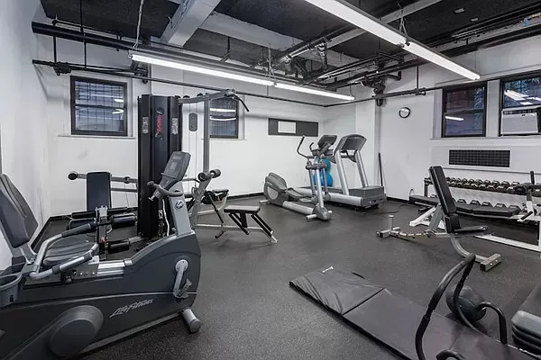 $505,000 | 333 East 53rd Street, Unit 7C | Sutton Place