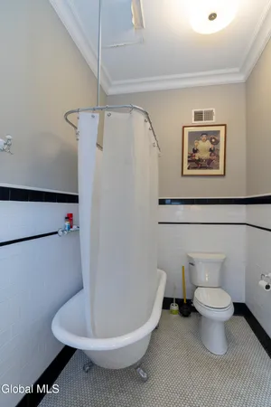 $650,000 | 48 Union Avenue, Unit 3, Saratoga Springs, NY 12866