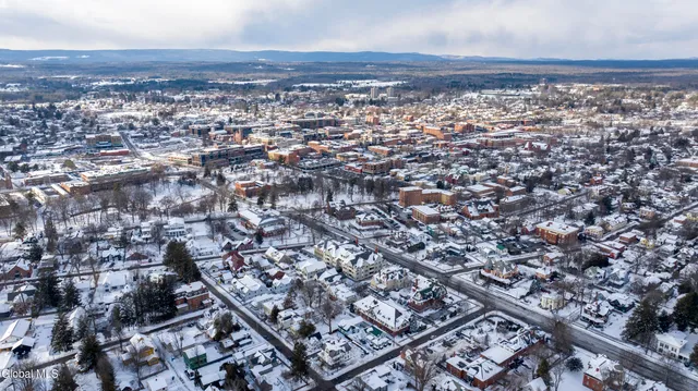 $650,000 | 48 Union Avenue, Unit 3, Saratoga Springs, NY 12866