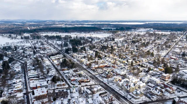 $650,000 | 48 Union Avenue, Unit 3, Saratoga Springs, NY 12866