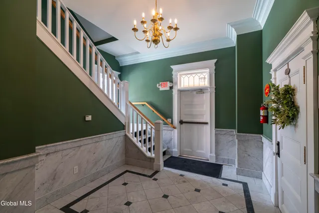 $650,000 | 48 Union Avenue, Unit 3, Saratoga Springs, NY 12866