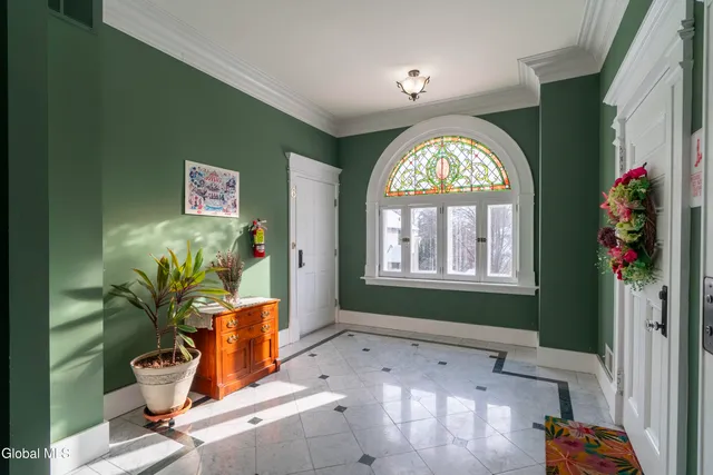 $650,000 | 48 Union Avenue, Unit 3, Saratoga Springs, NY 12866