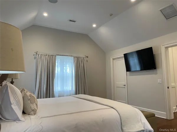 $95,000 | 99 Spinney Road, East Quogue, NY 11942