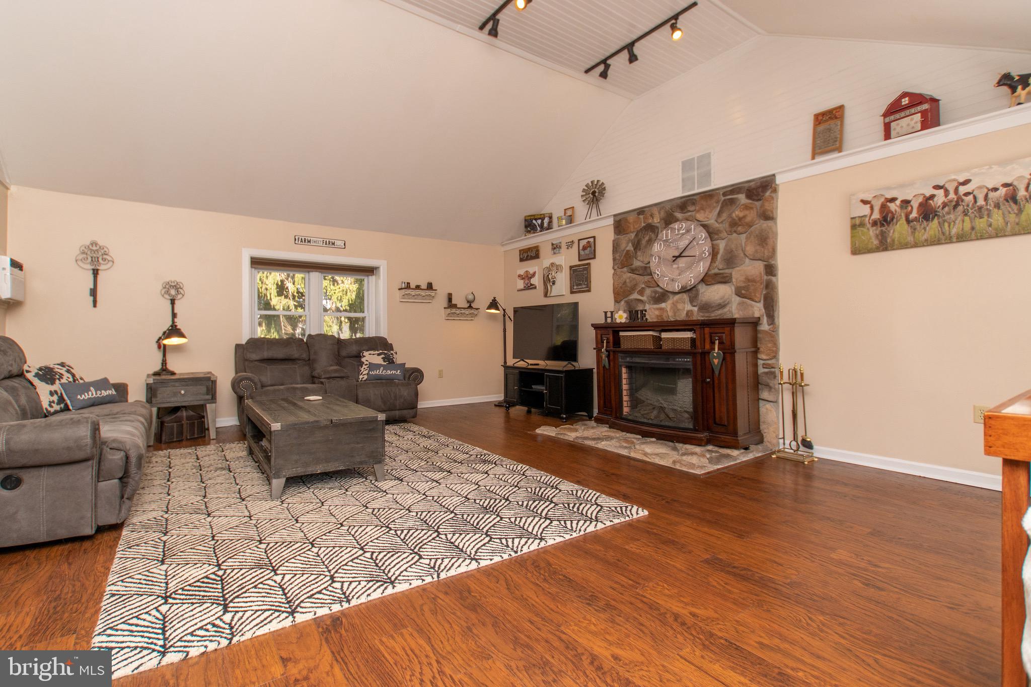 506 Cowpath Road Lansdale, PA 19446 - Photo 5 of 61 Gallery Image 5