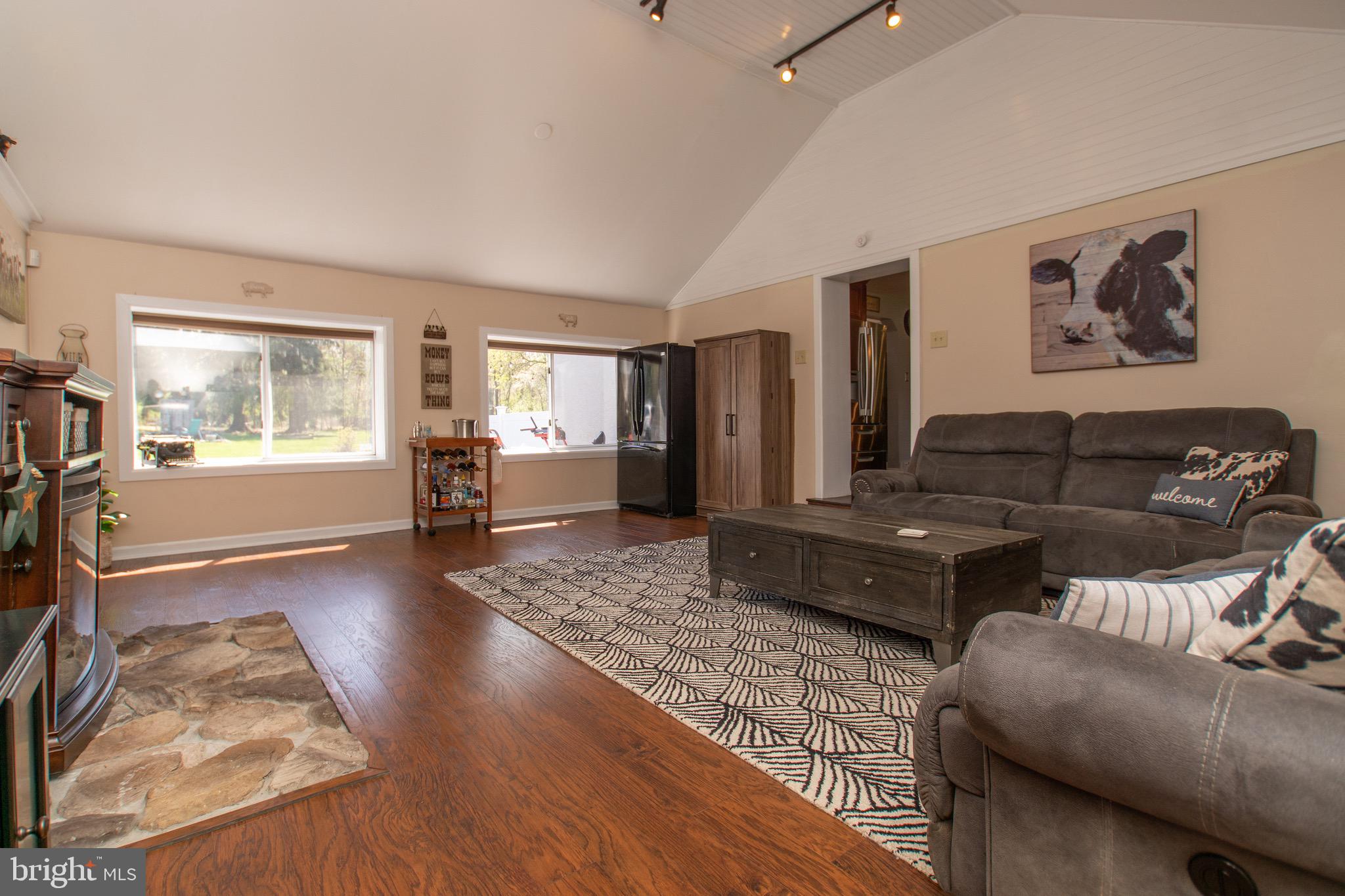 506 Cowpath Road Lansdale, PA 19446 - Photo 6 of 61 Gallery Image 6
