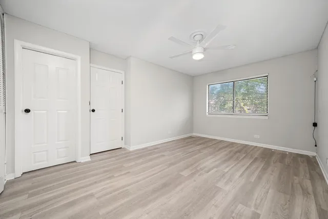 $264,900 | 7333 Winthrop Way, Unit 10, Downers Grove, IL 60516