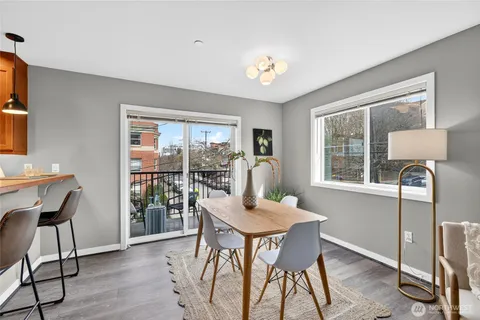 $415,000 | 321 East Thomas Street, Unit 303, Seattle, WA 98102