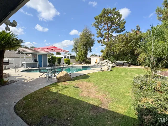 a view of a house with a swimming pool