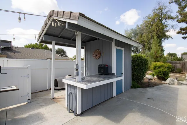 $525,000 | Undisclosed Address, Bakersfield, CA 93308