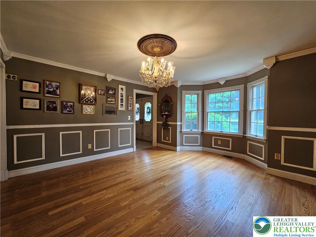 881 Gove Road Nazareth, PA 18064 - Photo 3 of 20 Formal Dining room