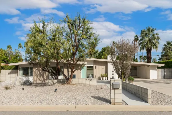 $1,025,000 | 282 North Orchid Tree Lane, Palm Springs, CA 92262