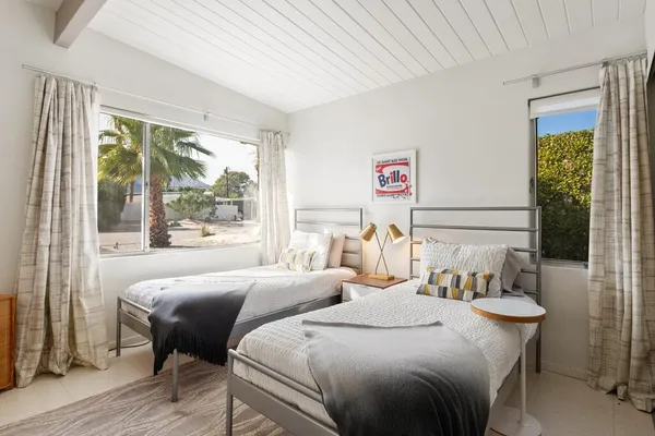 $1,025,000 | 282 North Orchid Tree Lane, Palm Springs, CA 92262