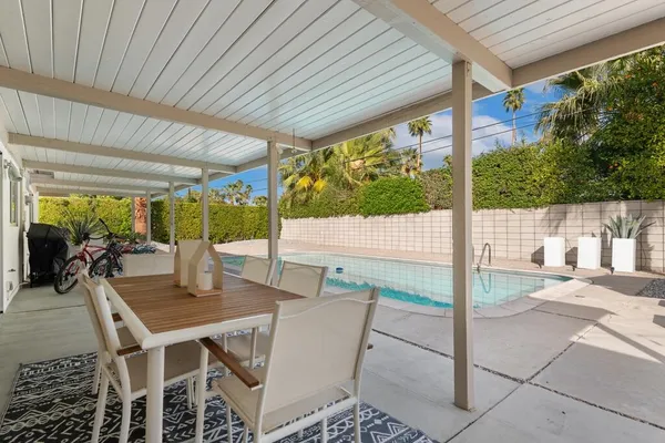 $1,025,000 | 282 North Orchid Tree Lane, Palm Springs, CA 92262