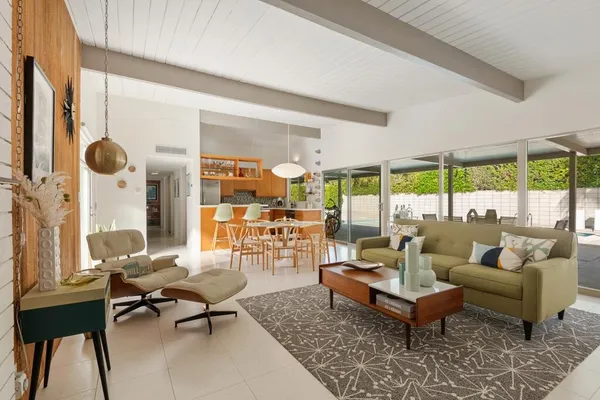 $1,025,000 | 282 North Orchid Tree Lane, Palm Springs, CA 92262