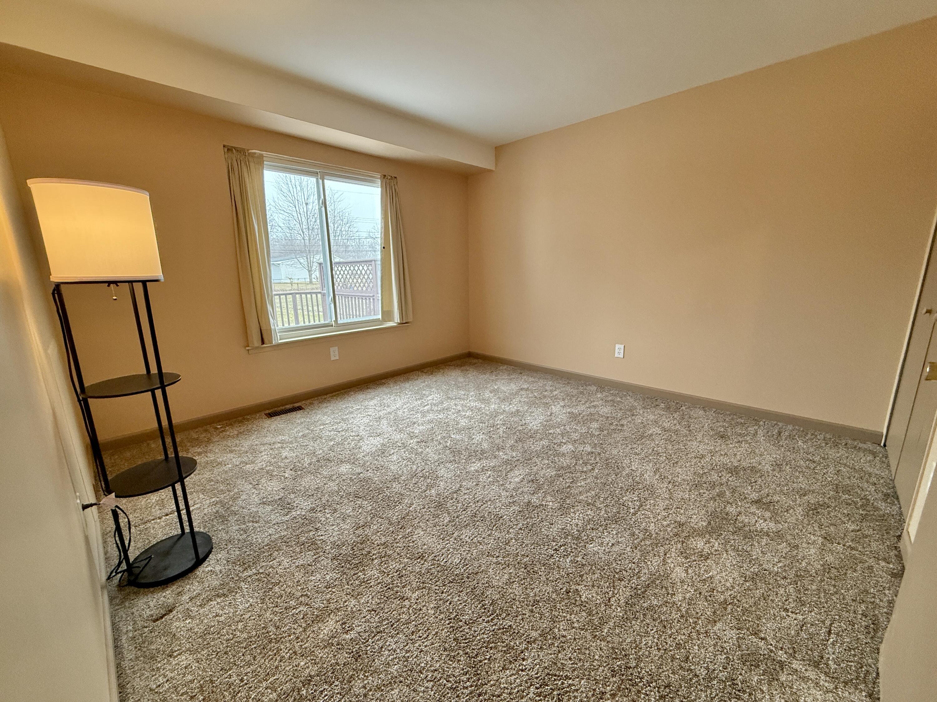 32065 Lakepoint Street Chesterfield, MI 48047 - Photo 16 of 29 IMG_9335 2