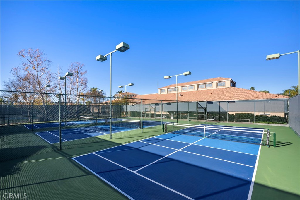 40370 Vía Francisco Murrieta, CA 92562 - Photo 43 of 52 a view of a tennis court