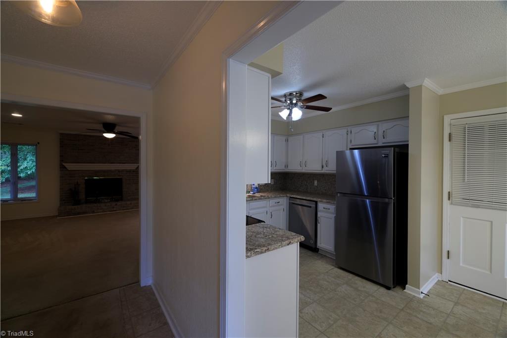 103 Briar Ridge Circle Winston-Salem, NC 27104 - Photo 21 of 25