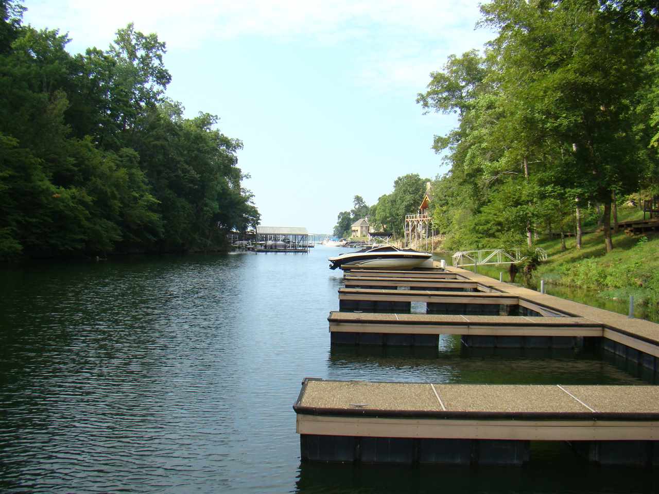 3 Breeze Point Savannah, TN 38372 - Photo 2 of 21 a view of a lake from a balcony