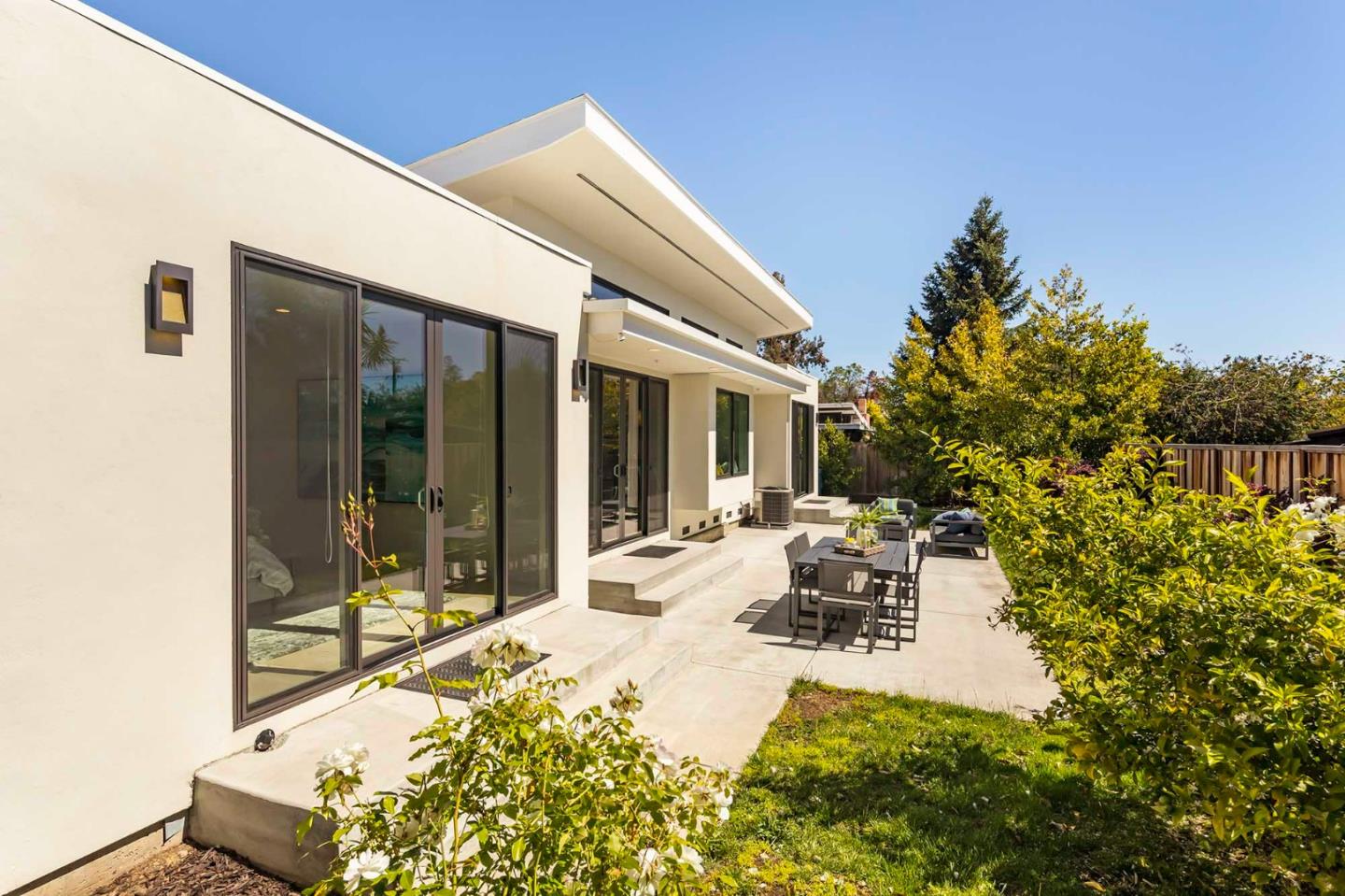 285 West Charleston Road Palo Alto, CA 94306 - Photo 23 of 25 a front view of a house with outdoor seating