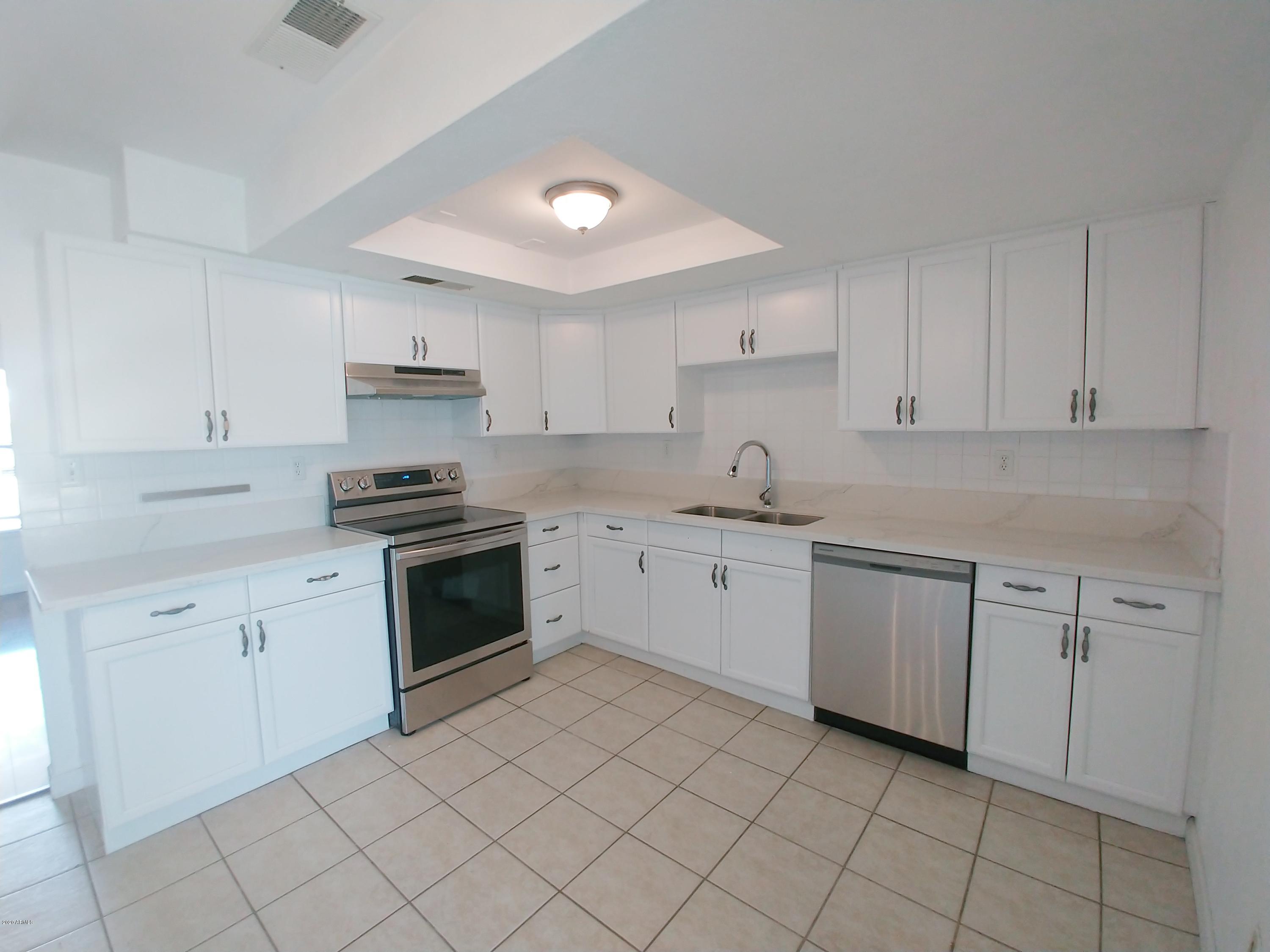 2220 West Bloomfield Road Phoenix, AZ 85029 - Photo 6 of 13 20200817_132638