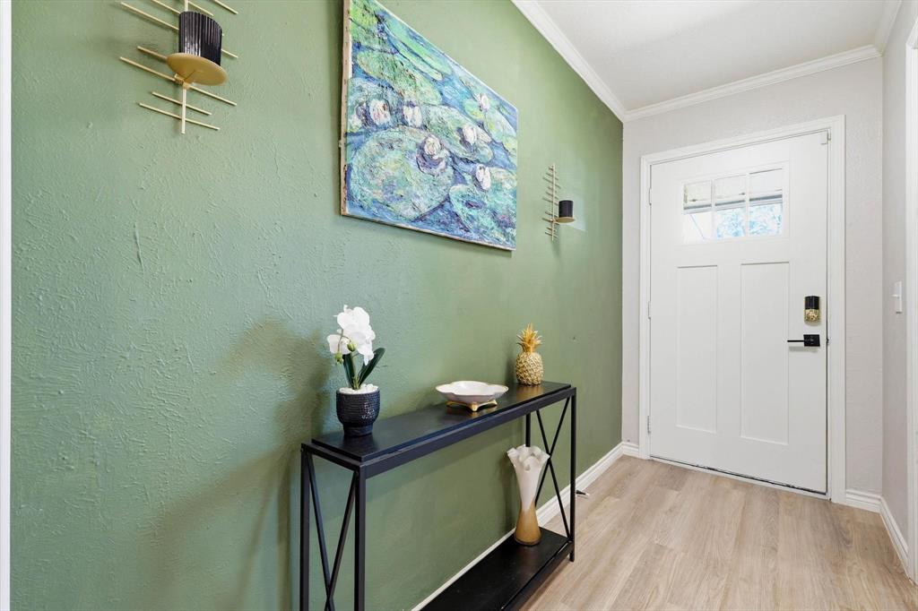 1112 Lopo Road Flower Mound, TX 75028 - Photo 5 of 27