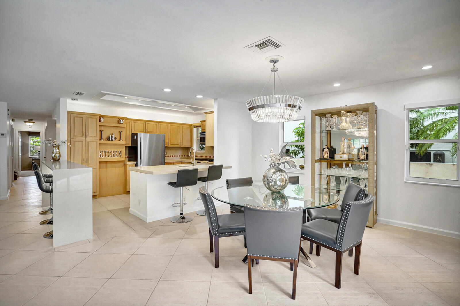 290 East Fern Drive Boca Raton, FL 33432 - Photo 14 of 51 Dining Area/Kitchen