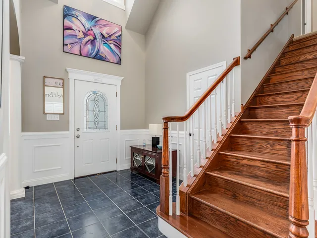 $369,900 | 688 Fox Hollow Court, DeKalb, IL 60115