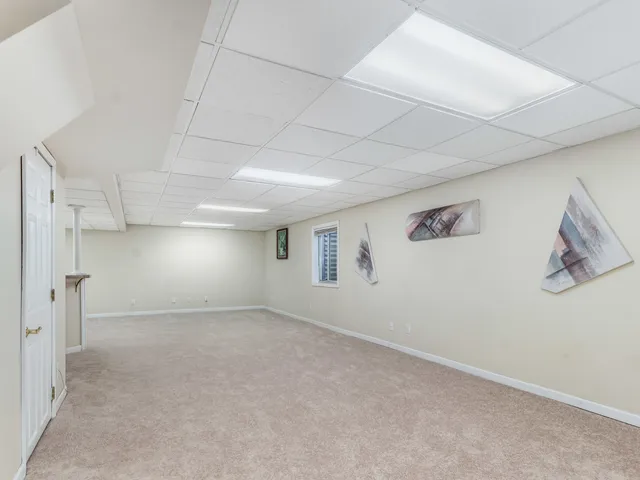 $369,900 | 688 Fox Hollow Court, DeKalb, IL 60115