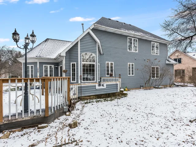 $369,900 | 688 Fox Hollow Court, DeKalb, IL 60115