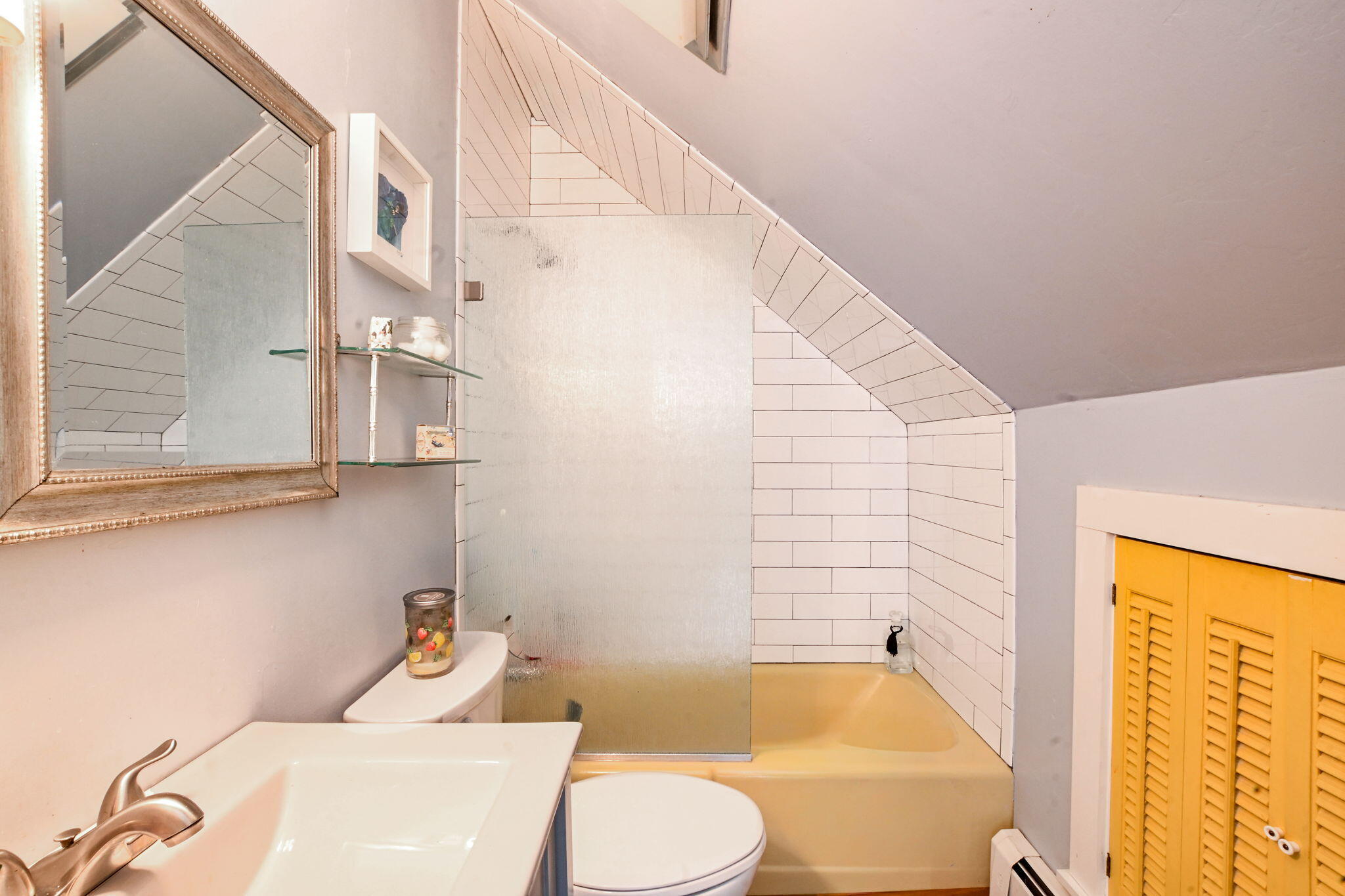 4 Evergreen Hill Road Bourne, MA 02532 - Photo 22 of 31 2nd Floor Bath
