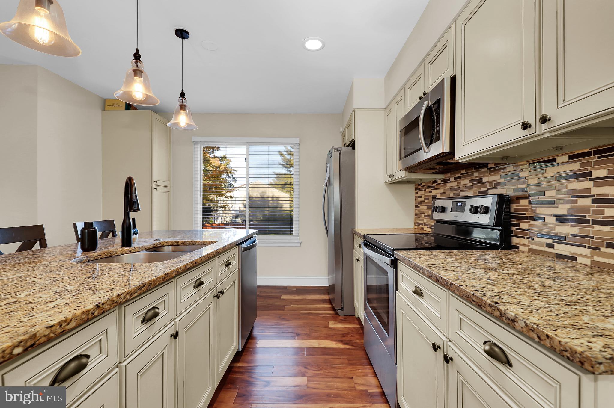 8917 Centerway Road Gaithersburg, MD 20879 - Photo 7 of 31
