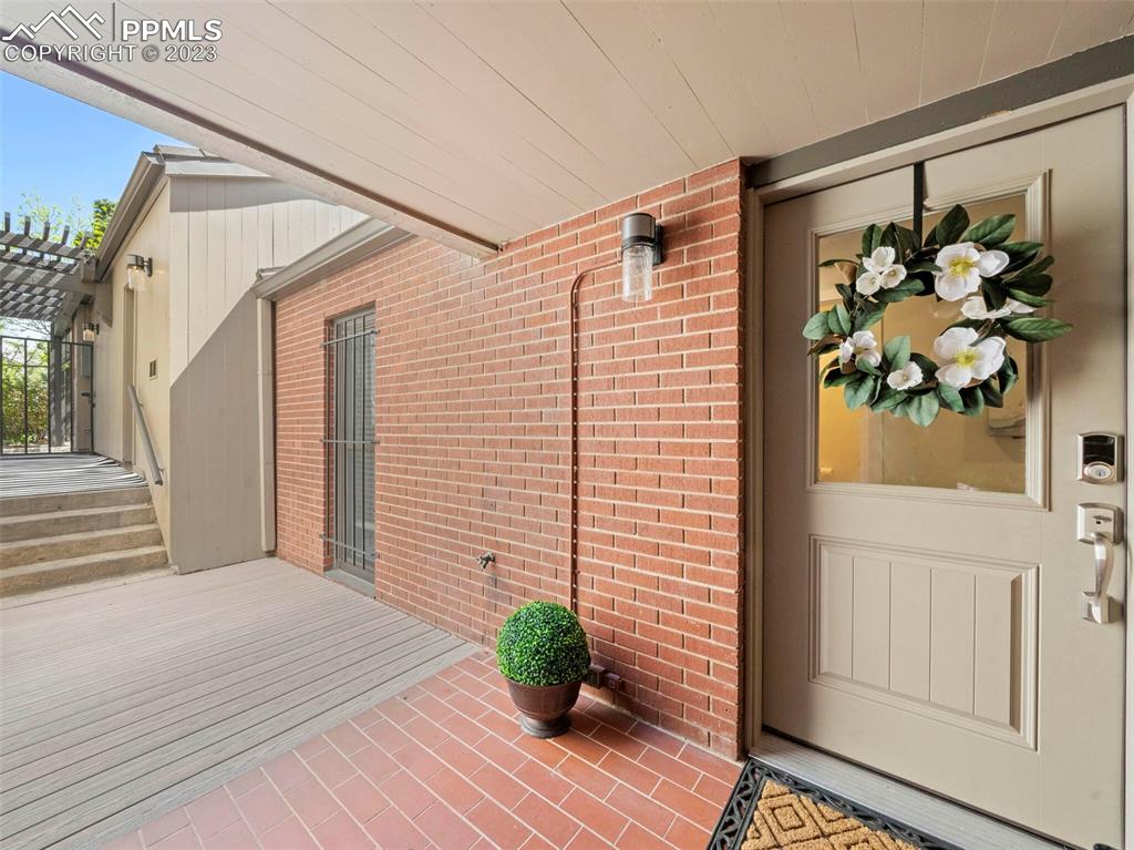 2622 Spring Grove Terrace Colorado Springs, CO 80906 - Photo 34 of 37 a view of a entryway