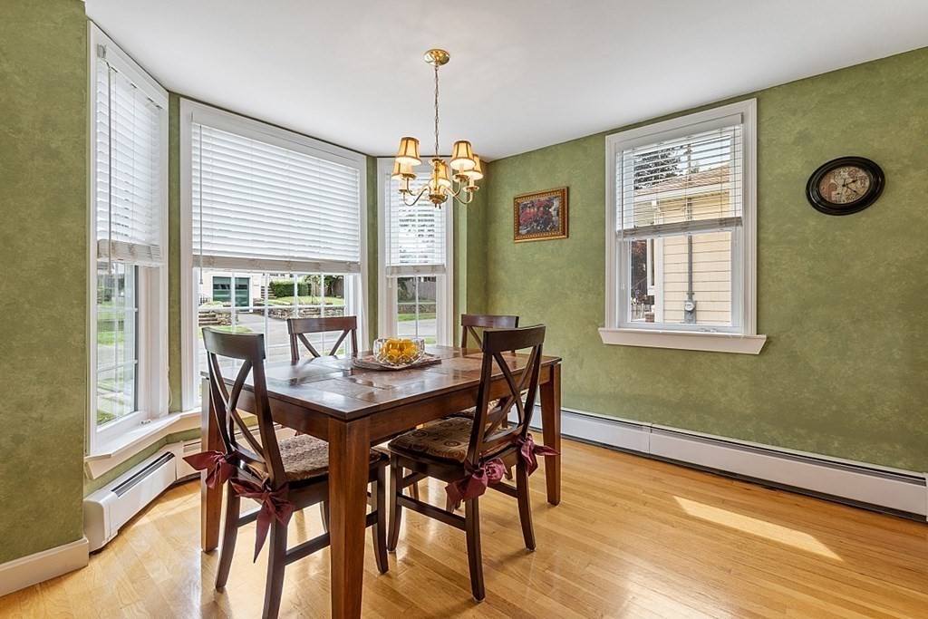 27 Colonial Road Peabody, MA 01960 - Photo 7 of 39 Gallery Image 7