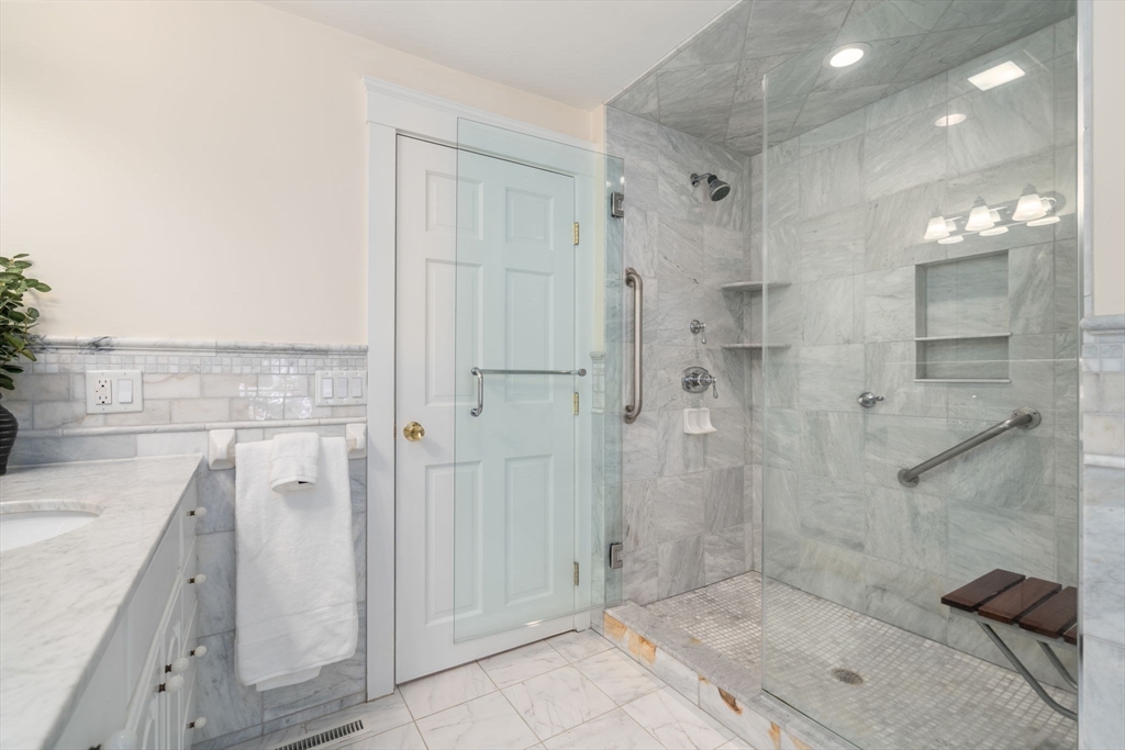 468 Delano Road Marion, MA 02738 - Photo 17 of 42