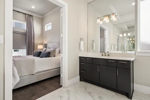 $700,000 | 2624 Fountain Key Boulevard, Houston, TX 77008