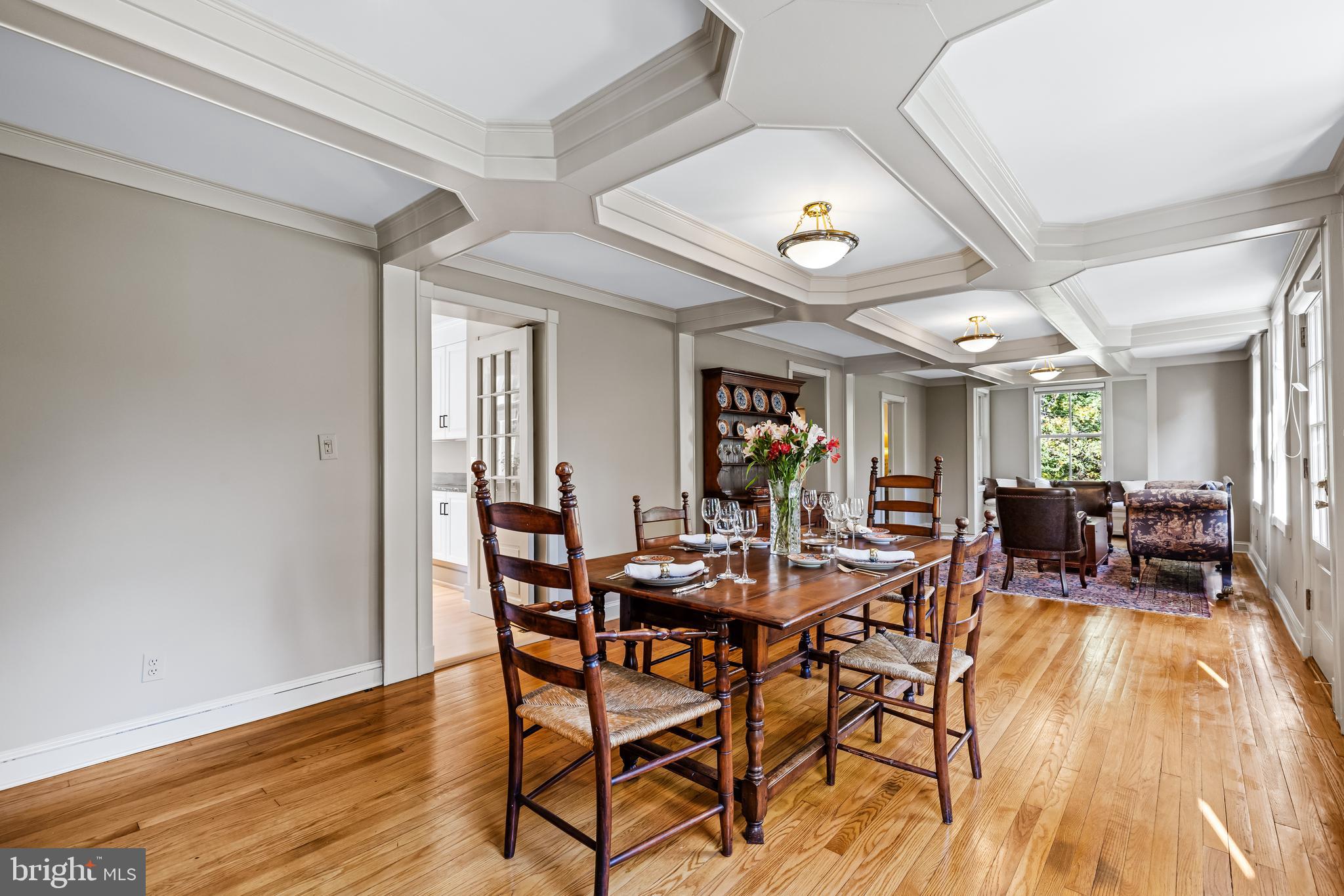 908 Rolandvue Road Towson, MD 21204 - Photo 12 of 71