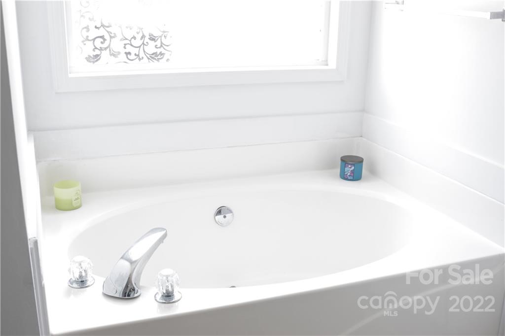 4752 Musket Way Conover, NC 28613 - Photo 8 of 11 Gallery Image 8