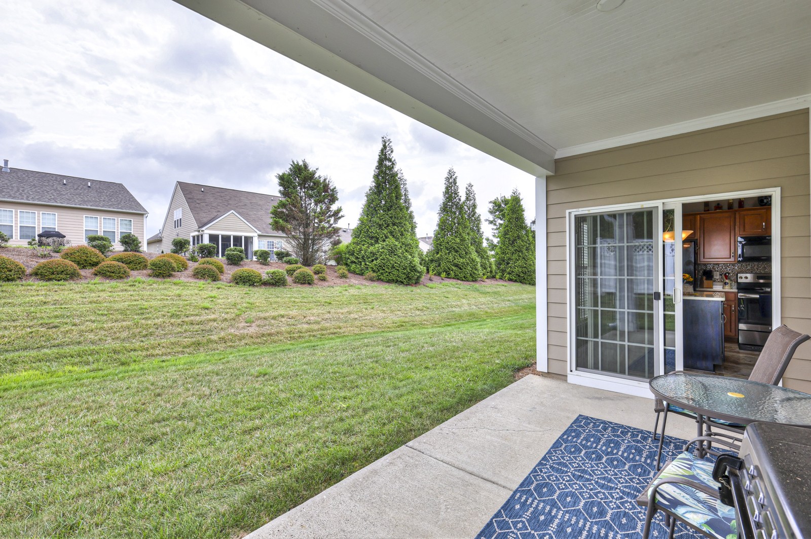 411 Independence Street Mount Juliet, TN 37122 - Photo 29 of 39 a house view with a garden space