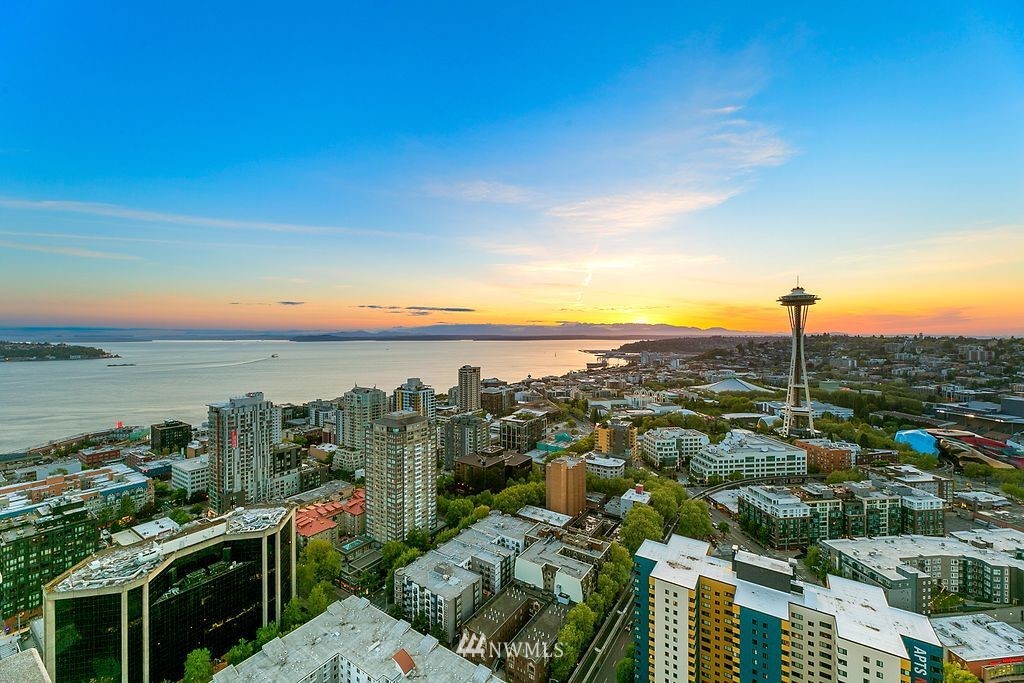 588 Bell Street, Unit 2102S Seattle, WA 98121 - Photo 40 of 40