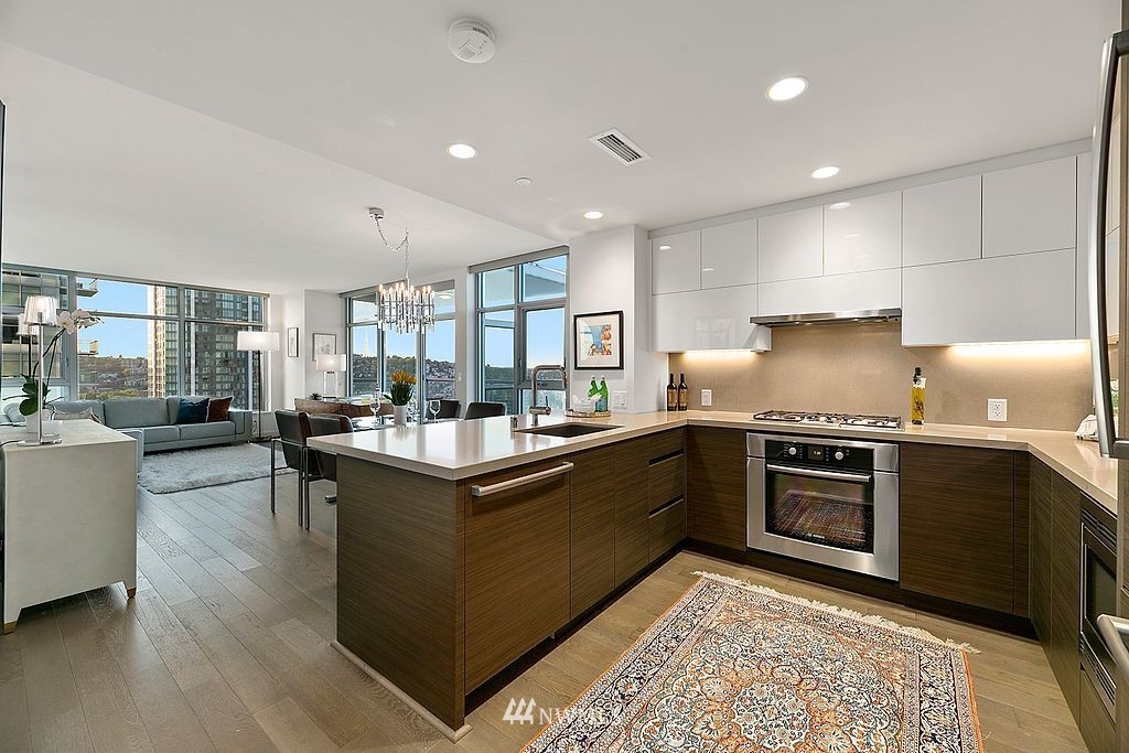588 Bell Street, Unit 2102S Seattle, WA 98121 - Photo 9 of 40