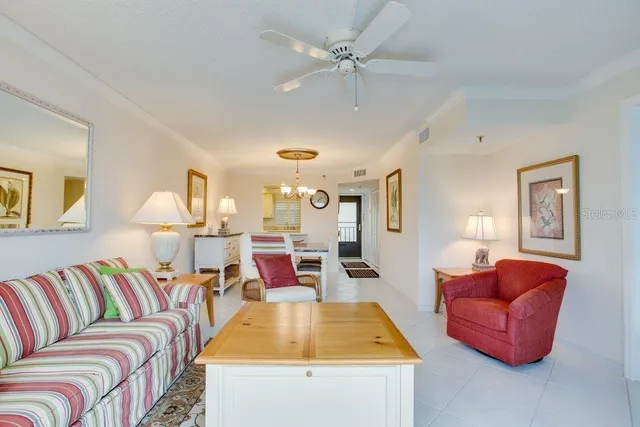 $2,975 | 1001 Benjamin Franklin Drive, Unit 404, Sarasota, FL 34236