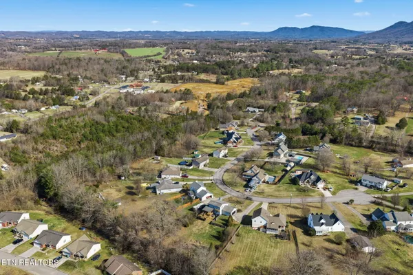 $399,900 | 7123 Windwhisper Boulevard, Knoxville, TN 37924