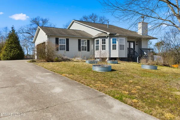 $399,900 | 7123 Windwhisper Boulevard, Knoxville, TN 37924