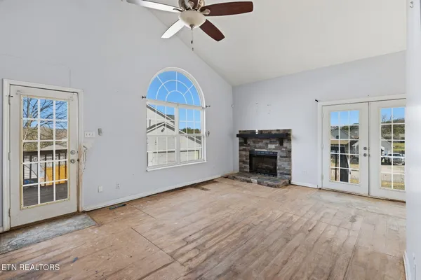 $399,900 | 7123 Windwhisper Boulevard, Knoxville, TN 37924