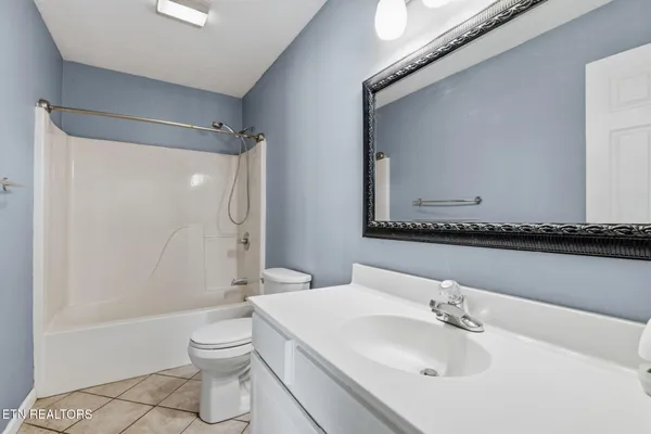 $399,900 | 7123 Windwhisper Boulevard, Knoxville, TN 37924