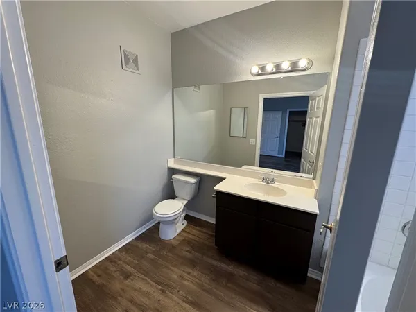 $1,295 | 4960 Harrison Drive, Unit 223, Las Vegas, NV 89120