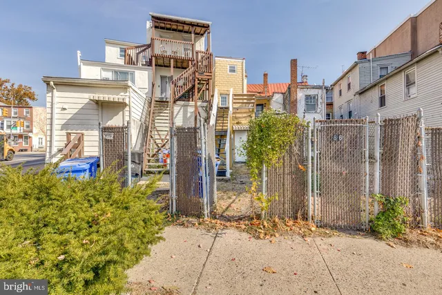 $2,600 | 88 High Street, Mount Holly, NJ 08060