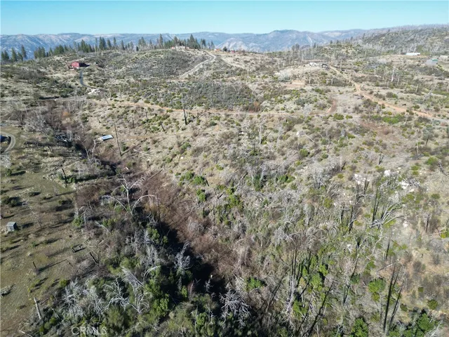 a view of a sky view